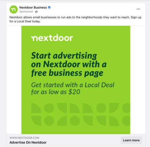 Facebook 新闻源中的广告示例